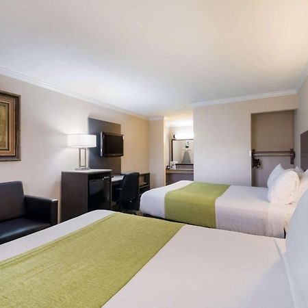 Surestay Hotel By Best Western Rockdale Εξωτερικό φωτογραφία