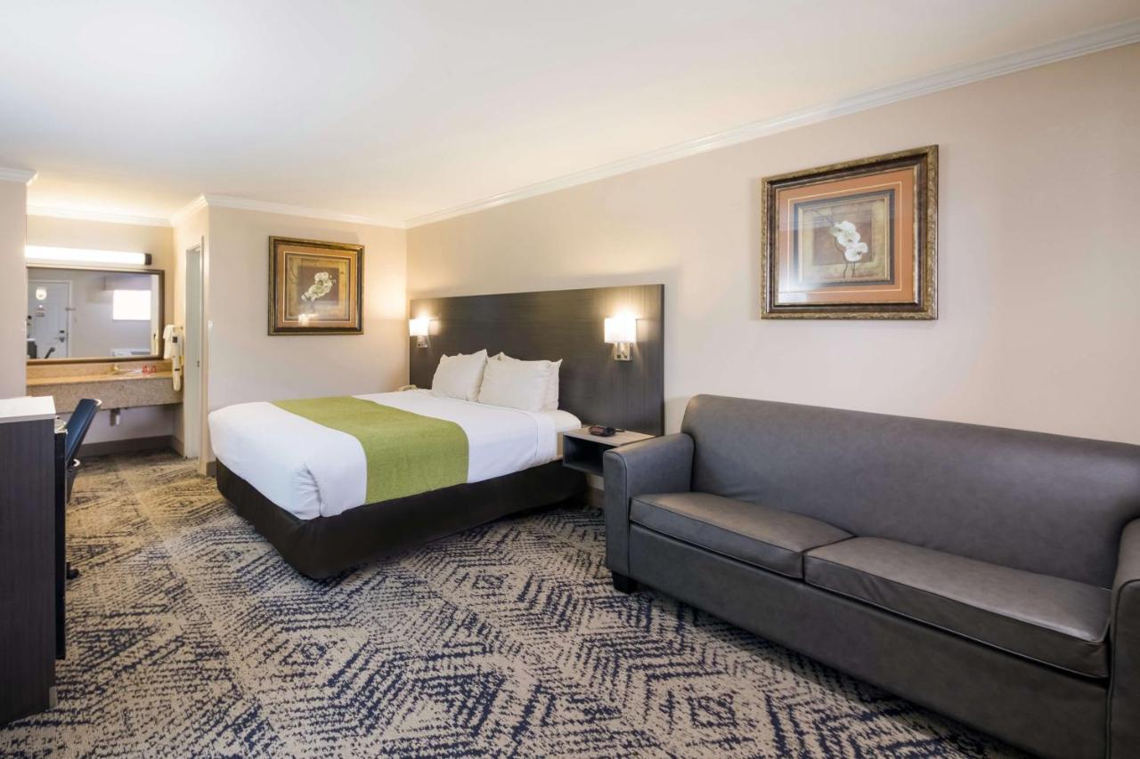Surestay Hotel By Best Western Rockdale Εξωτερικό φωτογραφία