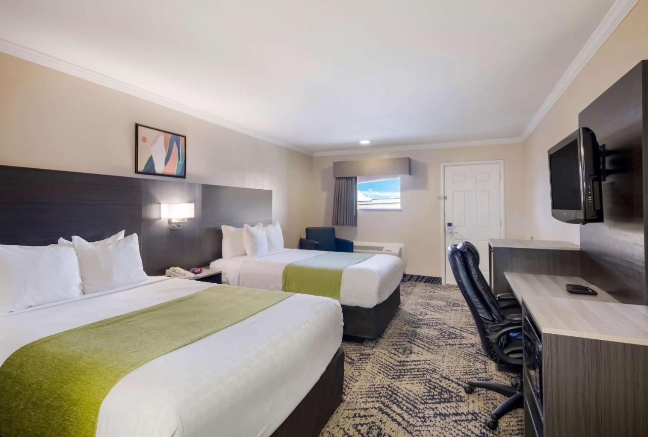 Surestay Hotel By Best Western Rockdale Εξωτερικό φωτογραφία