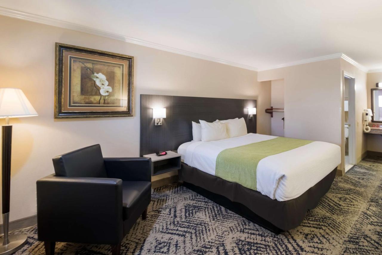 Surestay Hotel By Best Western Rockdale Εξωτερικό φωτογραφία